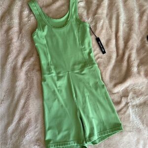 SET Active Light Green Workout